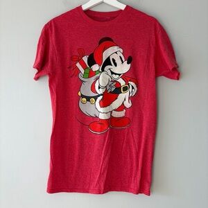 Disney Mickey Mouse Santa Christmas Red T-Shirt Medium